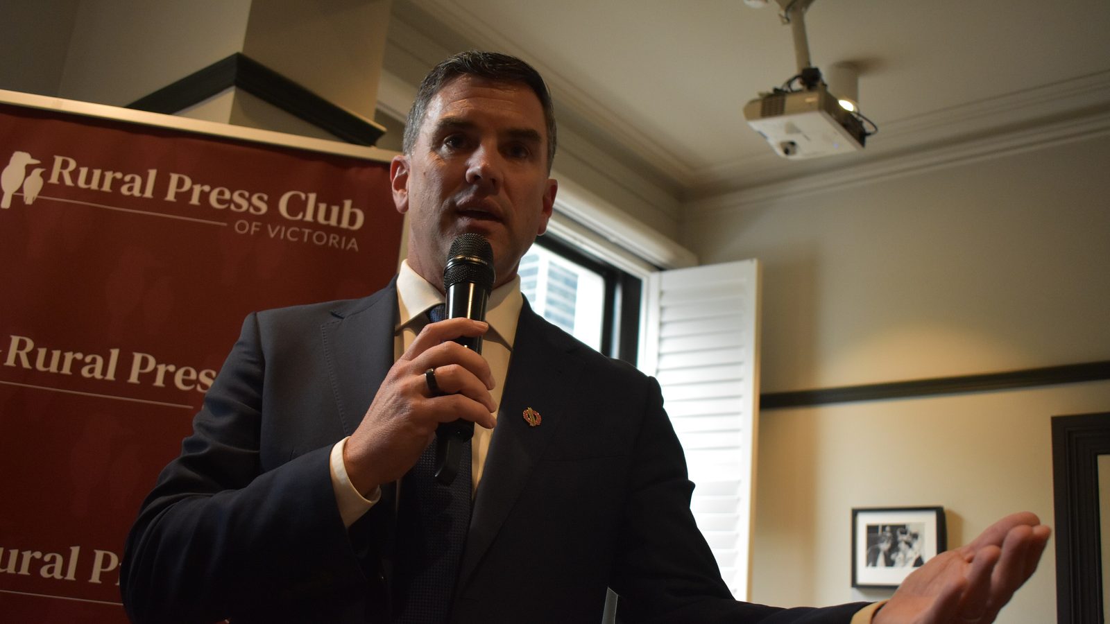 Brad Battin speaking at Rural Press Club event